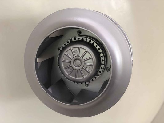 250mm 後方遠心扇 2700rpm または 3023rpm 1~230V ±10%